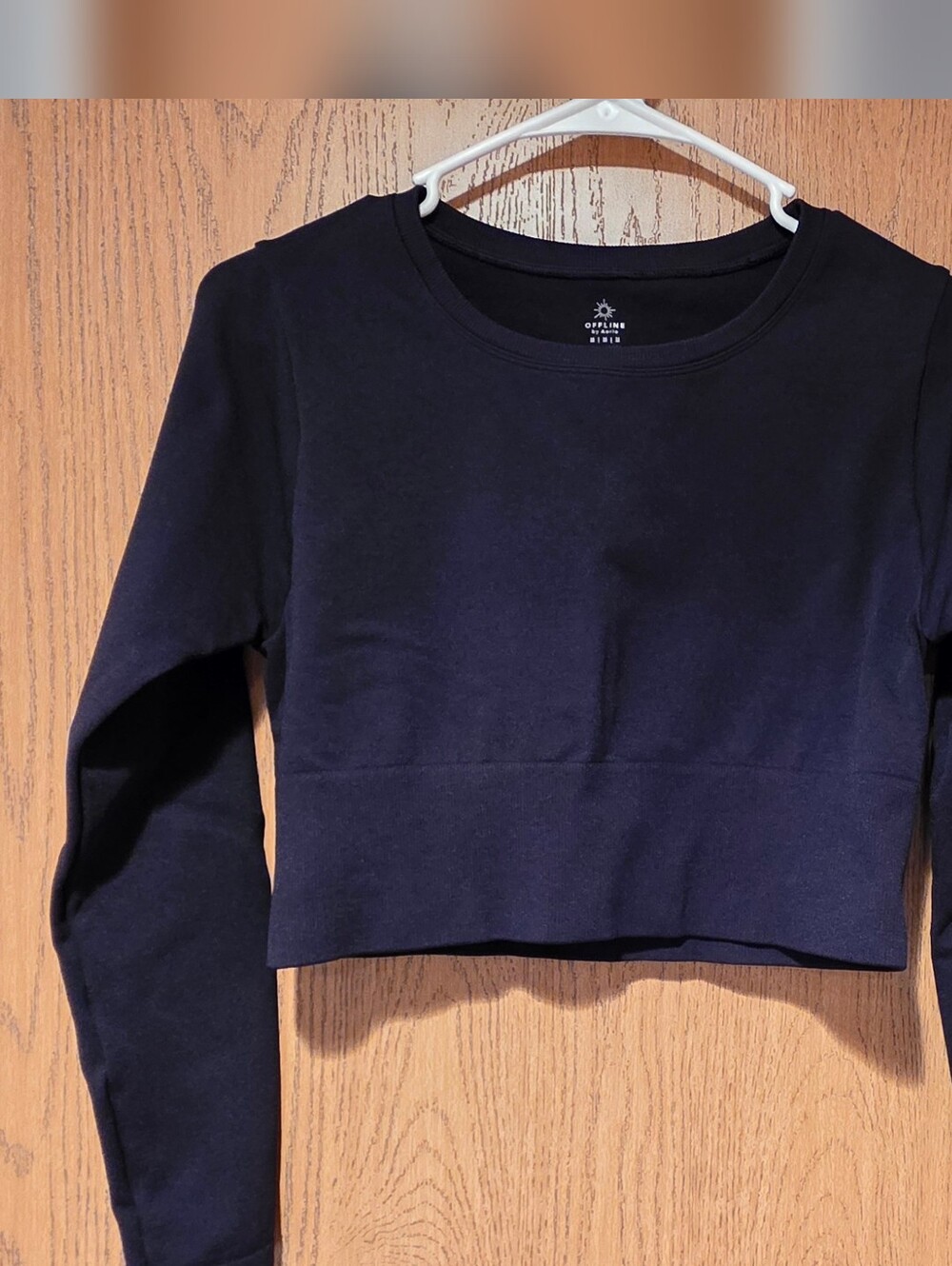 aerie Black Long-Sleeve Cropped Crew Top